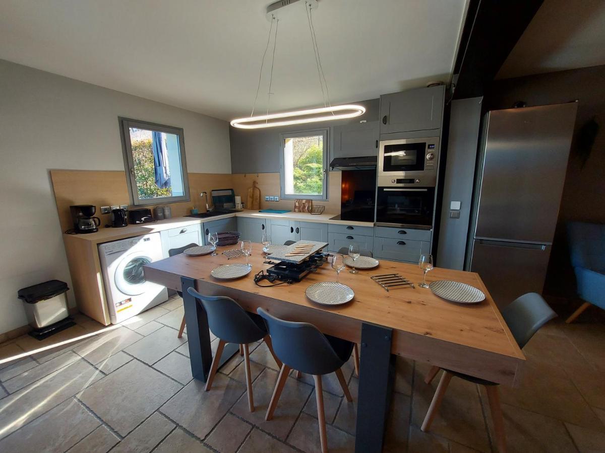Entre Et Montagne, Chaleureuse Maison 3 Pièces Avec Très Belle Vue D'annecy. Terrasse, Jardin, Parking, Cheminée, Barbecue …. Casa vacanze *