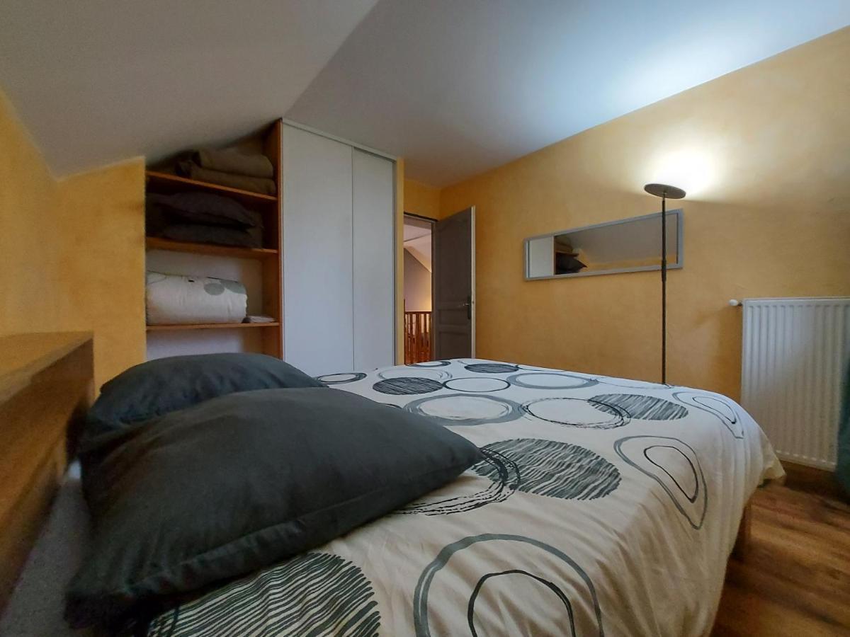 D'annecy Chalet: Mountain View Retreat With Terrace And Garden Saint-Jorioz